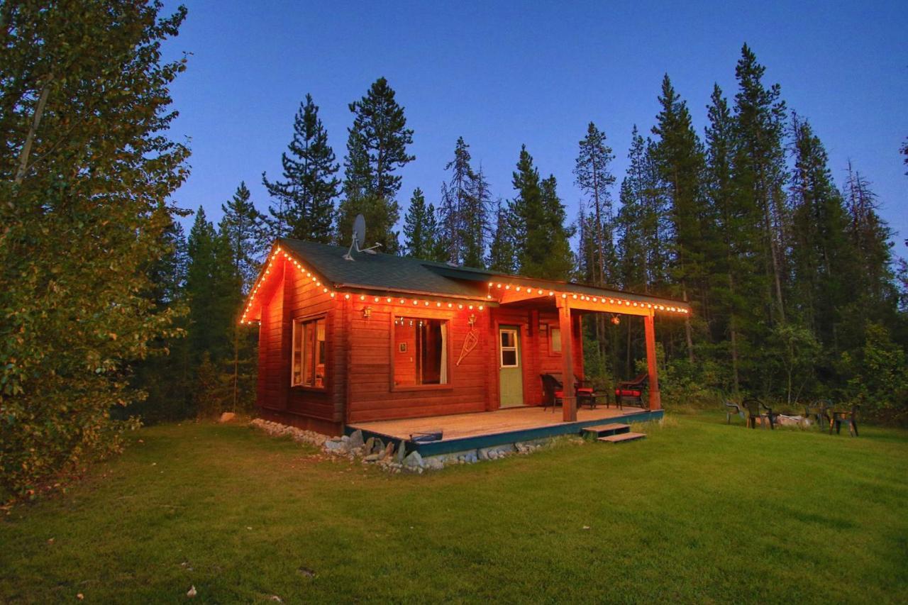 Mica Mountain Lodge & Log Cabins Tête Jaune Exterior foto